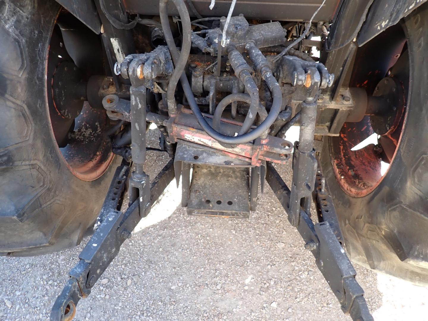 ./imagenes/INVOICE/2019/16433/TRACTOR AGRICOLA KUBOTA M6040 (7).JPG